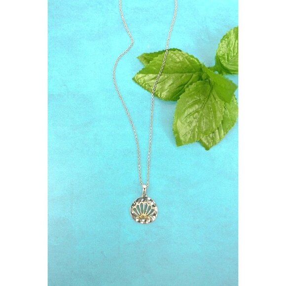 NO 3 Silver & Gold Cutout Clamshell Necklace NWT - Picture 2 of 4